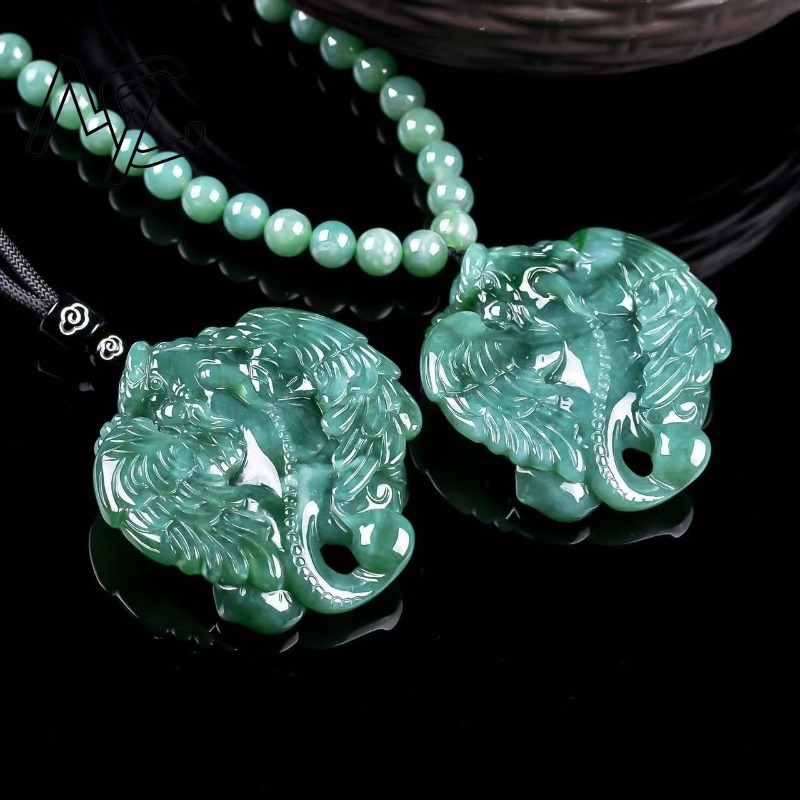 Jewelry & Watches Vitopoulos - จี้สร้อยคอหยกพม่าแท้สีน้ำเงินมรกตธรรมชาติรูปอพศรัสบินได้ พร้อมใบรับรอง เครื่องประดับหรูหรา เครื่องรางนำโชค