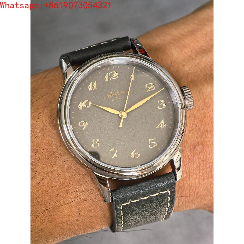 นาฬิกาข้อมือจักรกล The Great Q - Jewelry Watch บทวิจารณ์และราคา