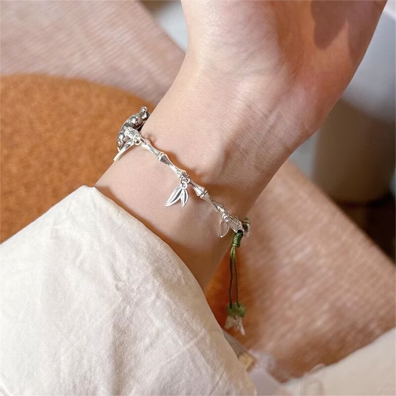 สายรัดข้อมือลายใบไผ่แบบดั้งเดิ - Jewelry Watches For Ladies บทวิจารณ์และราคา