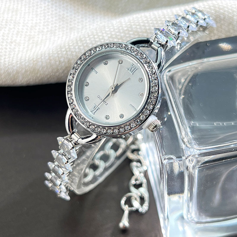 อุทัย CQ383 นาฬิกาแฟชั่นผู้หญิ - Jewelry Watches Women บทวิจารณ์และราคา